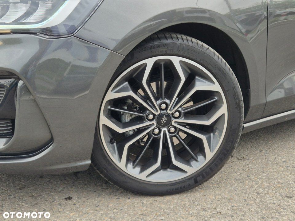 Ford Focus - 12