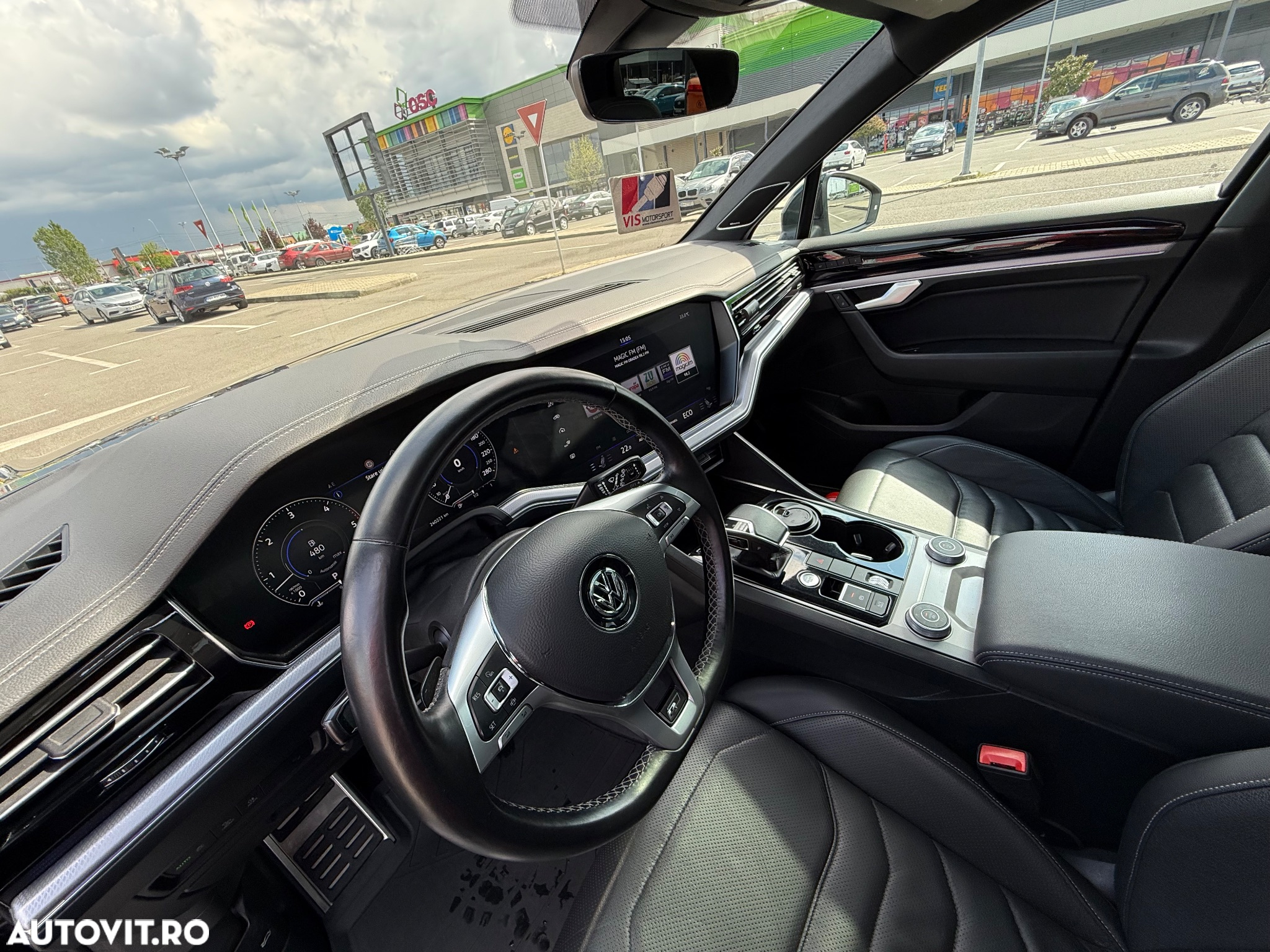 Volkswagen Touareg 3.0 V6 TDI 4Motion DPF Automatik R-Line - 11