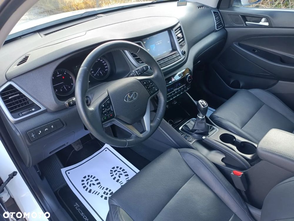 Hyundai Tucson blue 1.7 CRDi 2WD Advantage - 21