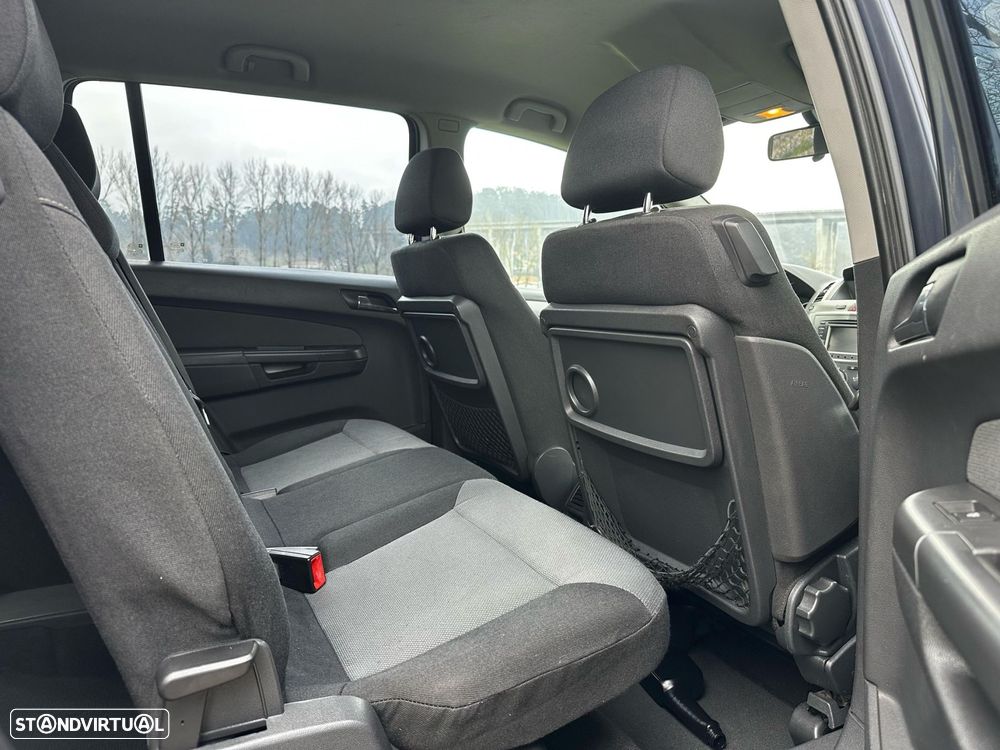 Opel Zafira 1.9 CDTi Enjoy - 22
