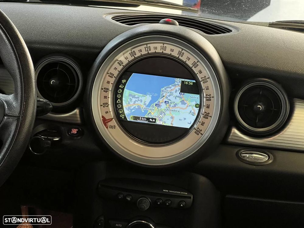 MINI 3 Portas Cooper D - 12