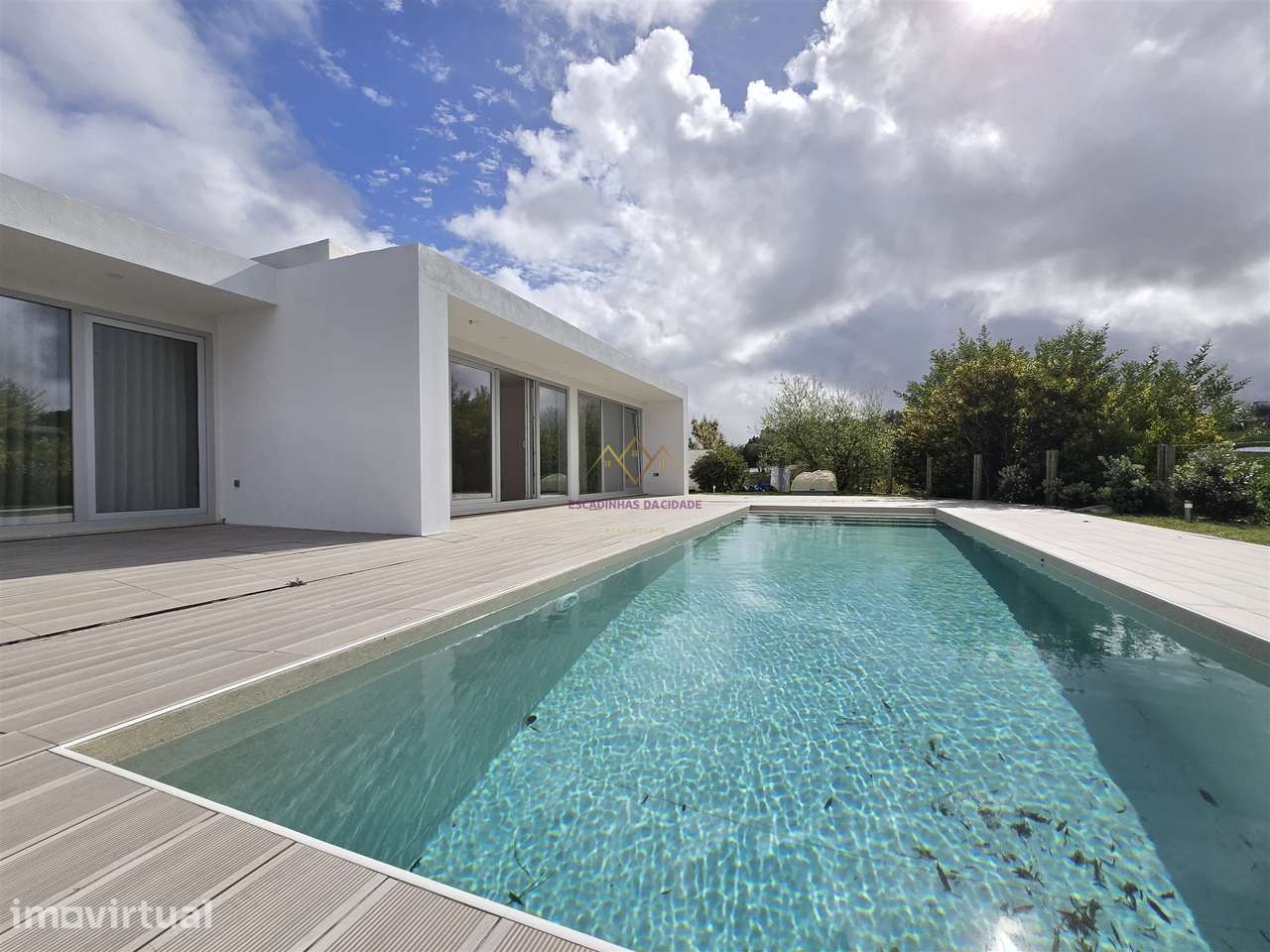 Moradia no Resort Bom Sucesso com Piscina e jardim privativo - Grande imagem: 2/45