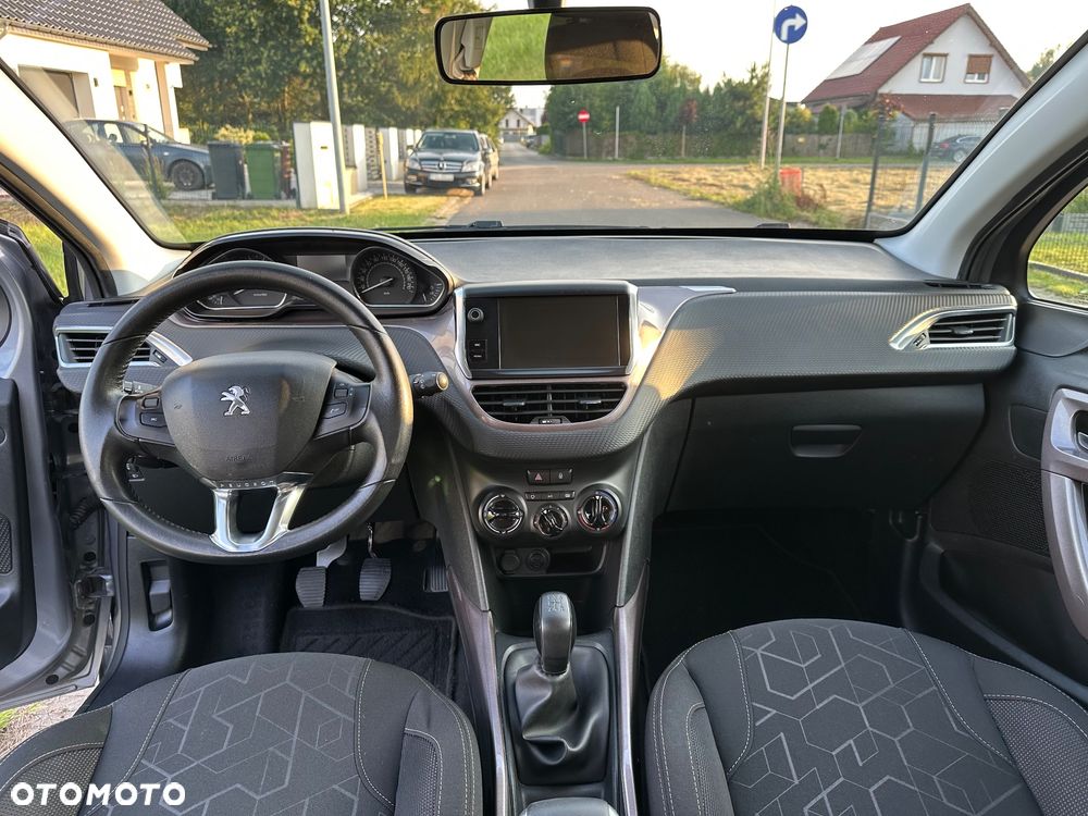 Peugeot 2008 ver-1-2-pure-tech-access - 8
