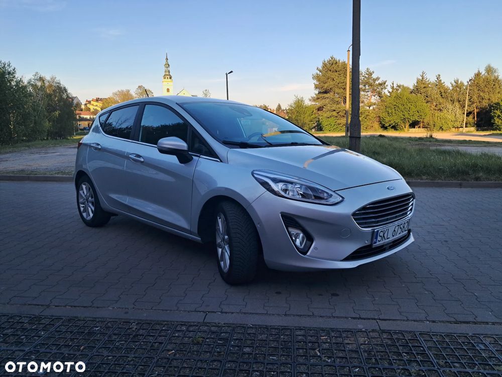 Ford Fiesta 1.5 TDCi S&S TITANIUM - 4