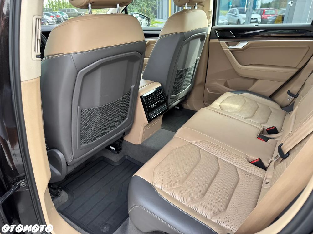 Volkswagen Touareg 3.0 V6 TDI SCR 4Mot - 20