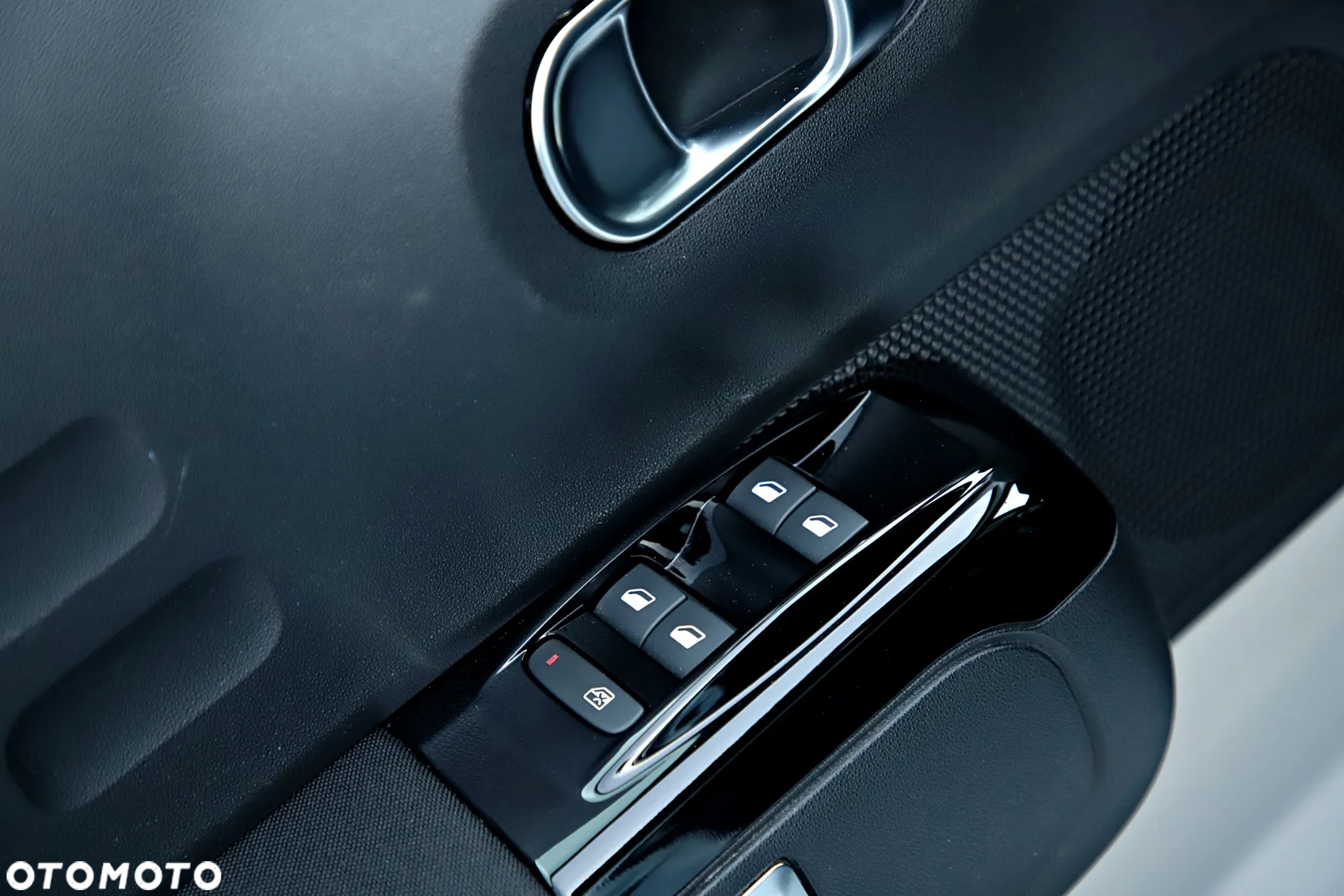 Citroën C3 1.2 PureTech Shine - 17