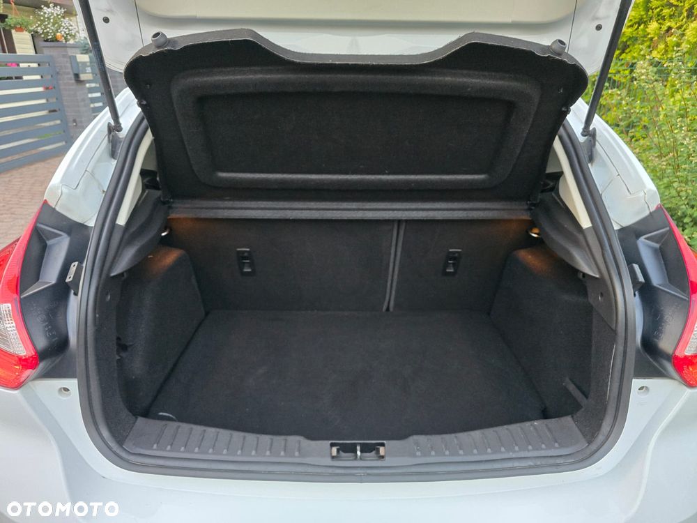 Ford Focus 1.0 EcoBoost 99g Trend Sport - 32