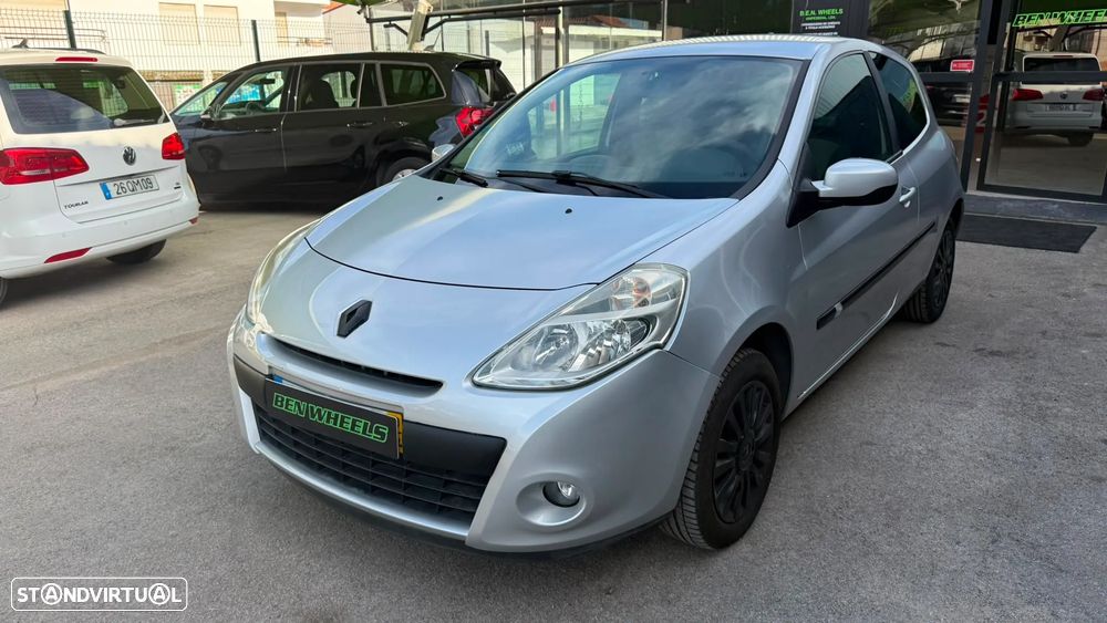 Renault Clio 1.2 16V Dynamique - 1