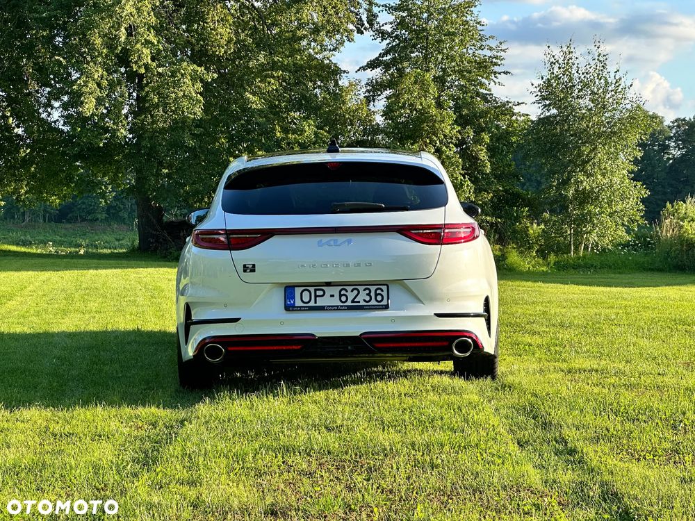 Kia ProCeed 1.6 T-GDI GT DCT - 5