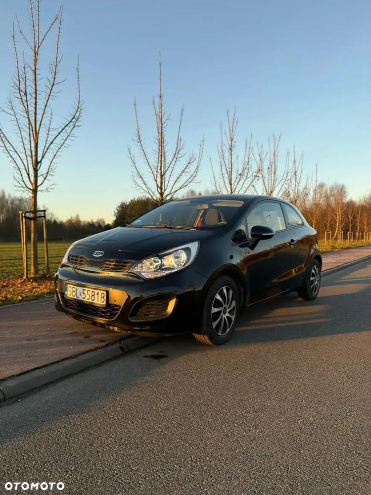 Kia Rio - 1