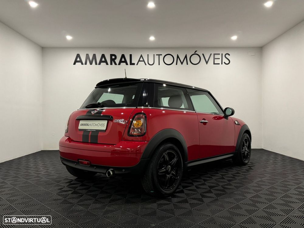 MINI 3 Portas Cooper D - 4
