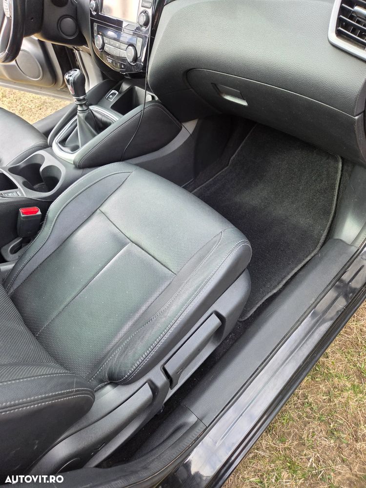 Nissan Qashqai 1.6 DCI Start/Stop 4X4-i Tekna - 27