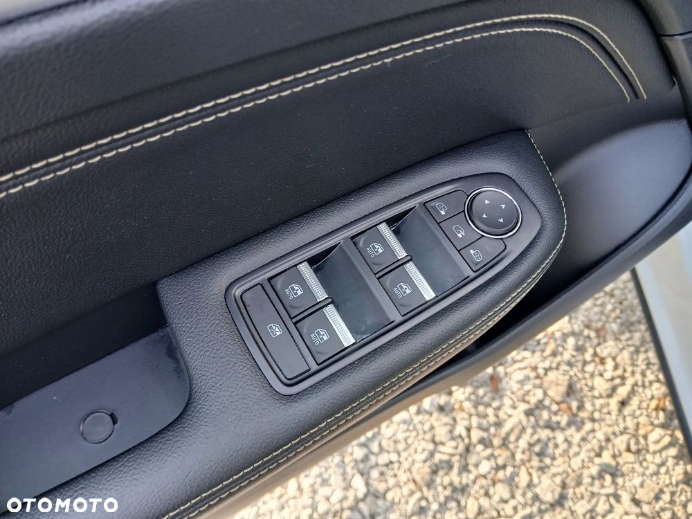 Renault Arkana 1.6 E-TECH Techno MMT - 28