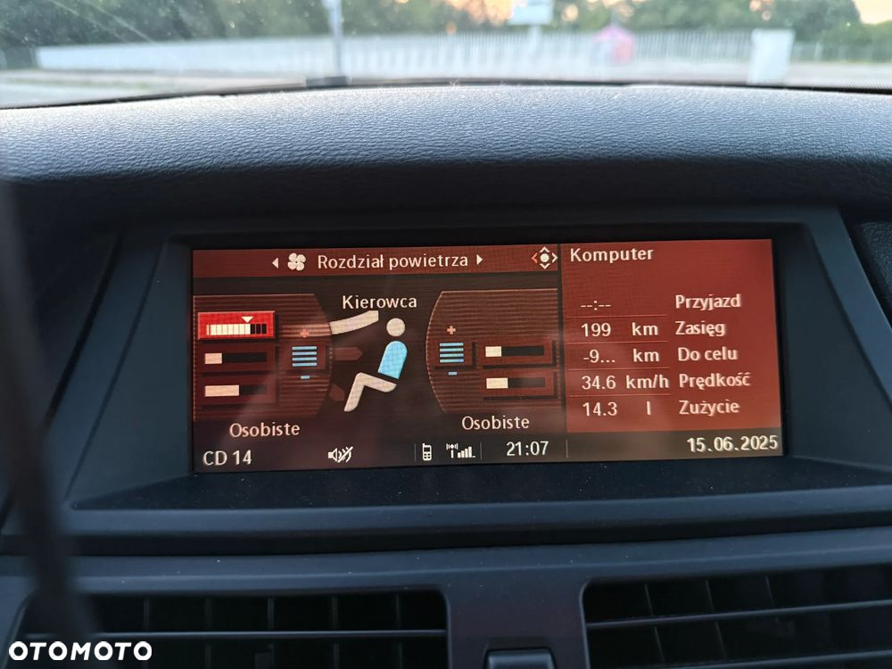 BMW X5 3.0si xDrive - 21