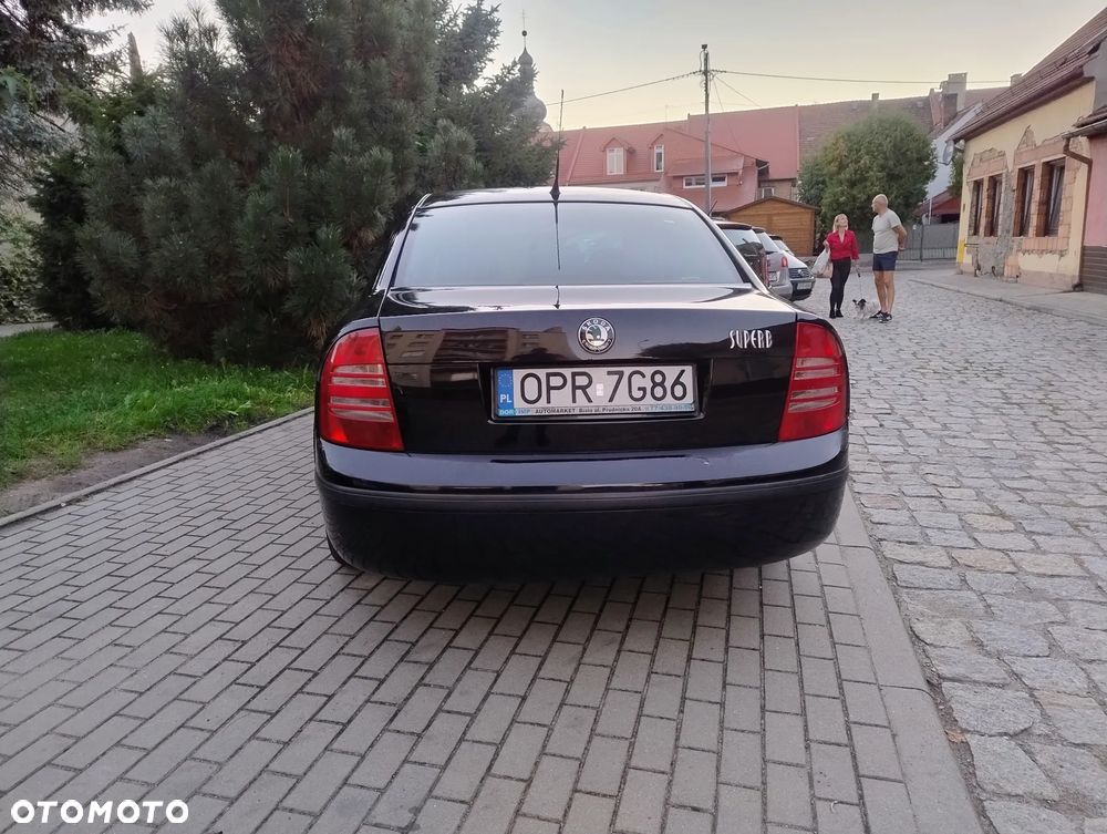 Skoda Superb 2006 photo 3