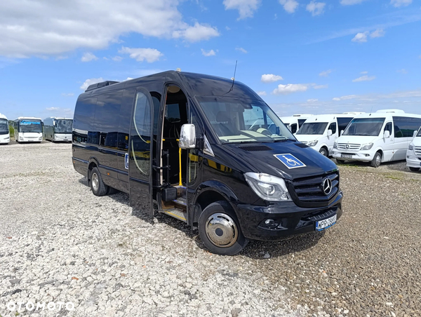 Mercedes-Benz Sprinter 519