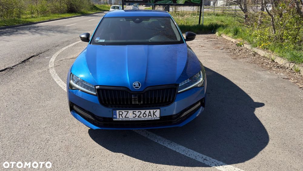 Skoda Superb 2.0 TDI SCR 4x4 Sportline DSG - 5