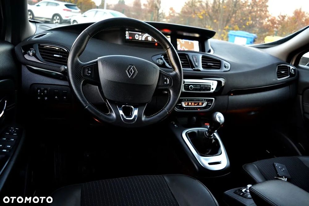 Renault Scenic 1.6 dCi Energy Bose Edition S&S - 5