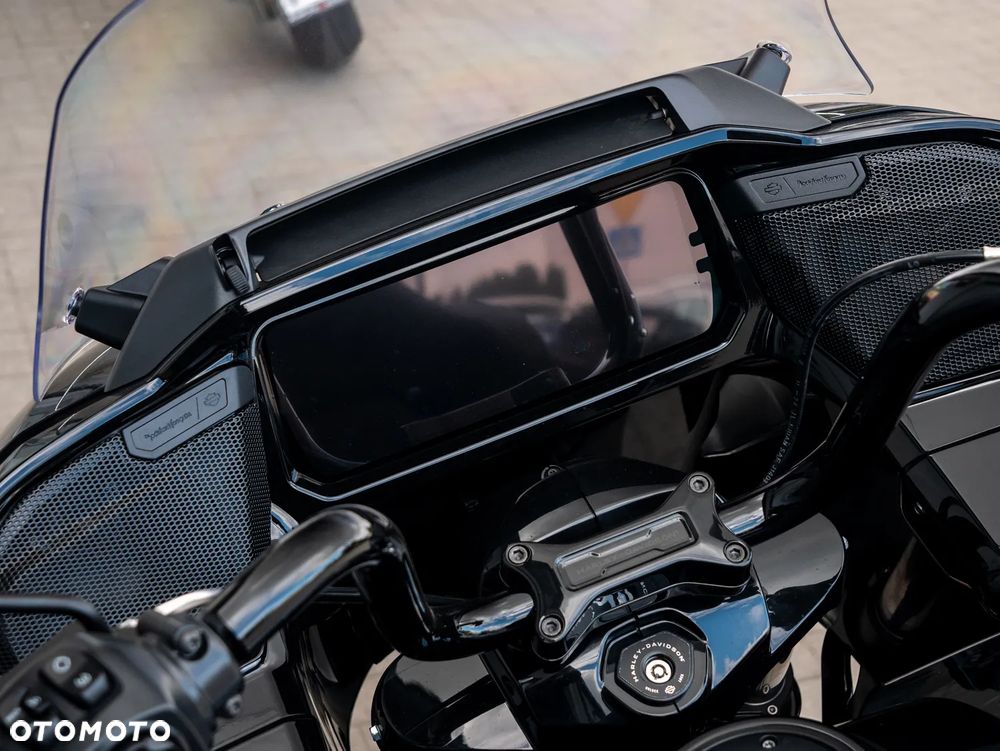 Harley-Davidson Touring Road Glide - 16