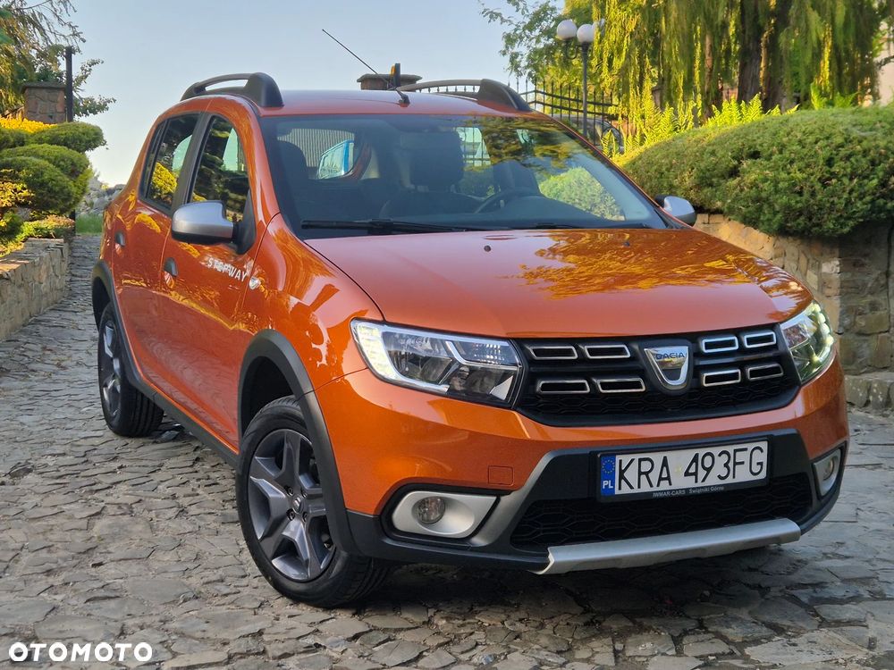 Dacia Sandero TCe 90 Celebration - 14