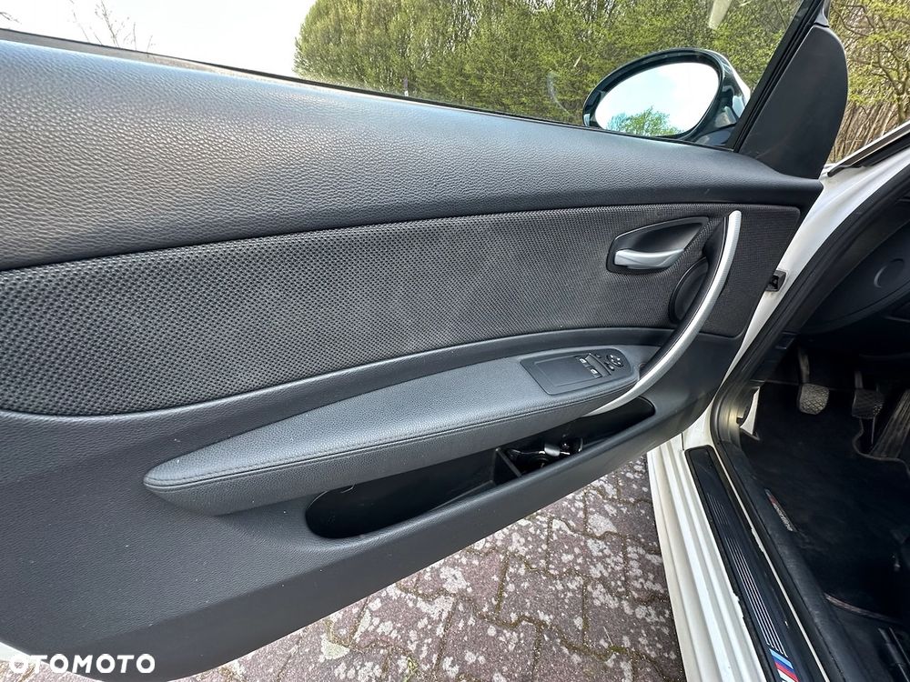 BMW Seria 1 118d DPF - 24