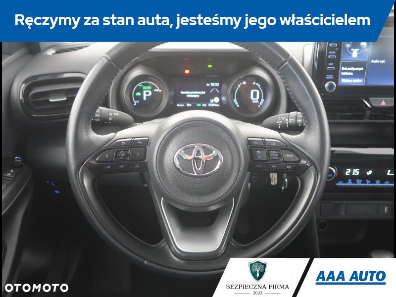 Toyota Yaris Cross - 16