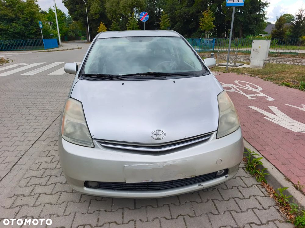 Toyota Prius - 11