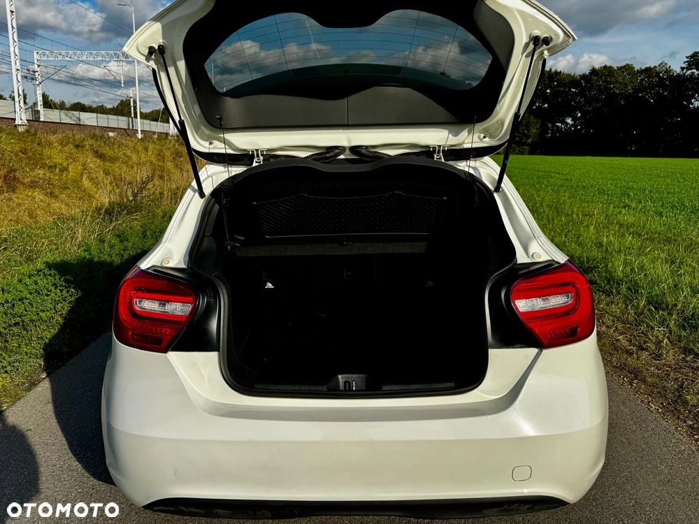 Mercedes-Benz Klasa A 180 CDI (BlueEFFICIENCY) 7G-DCT Style - 3