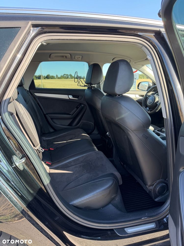 Audi A4 Avant 2.0 TDI Quattro Line - 12