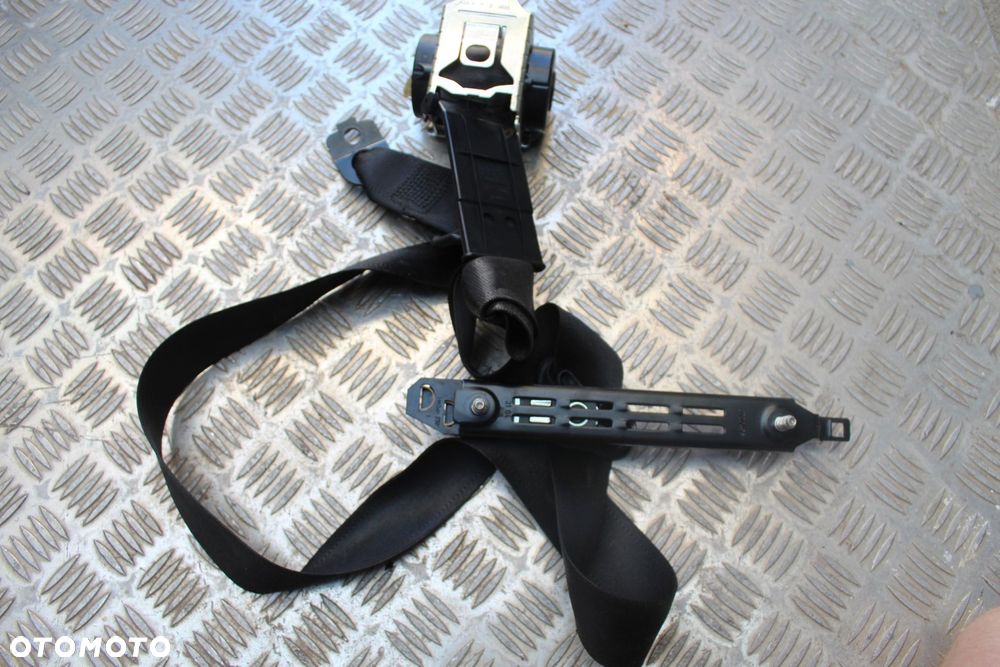 PAS BEZPIECZEŃSTWA PRAWY PRZÓD OPEL MERIVA A - 3