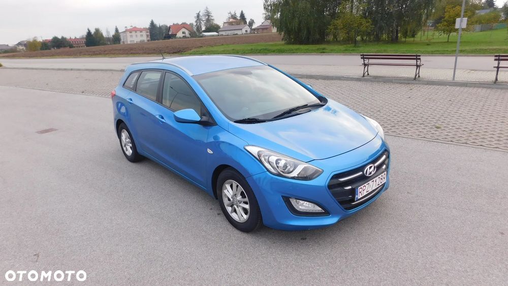 Hyundai i30 1.6 Comfort - 3