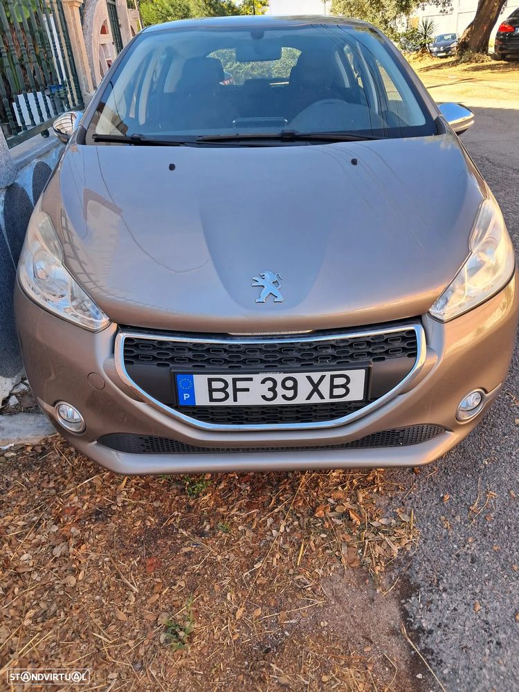 Peugeot 208 PureTech 82 Active - 1
