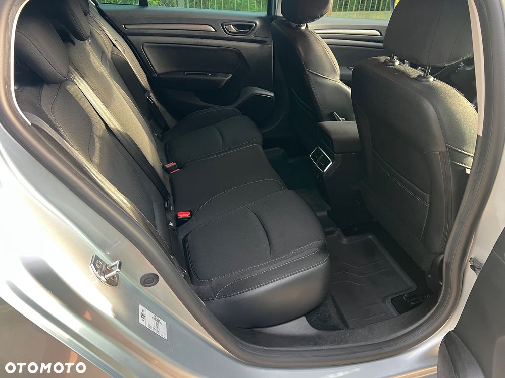 Renault Megane 1.5 Blue dCi Intens - 20