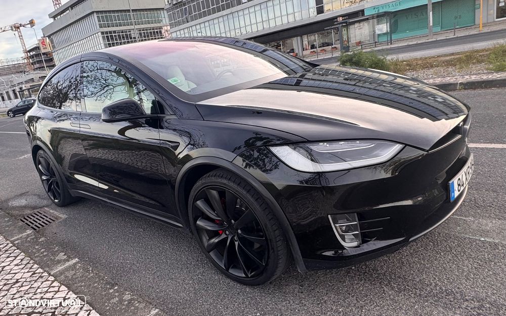 Tesla Model X P100D - 4