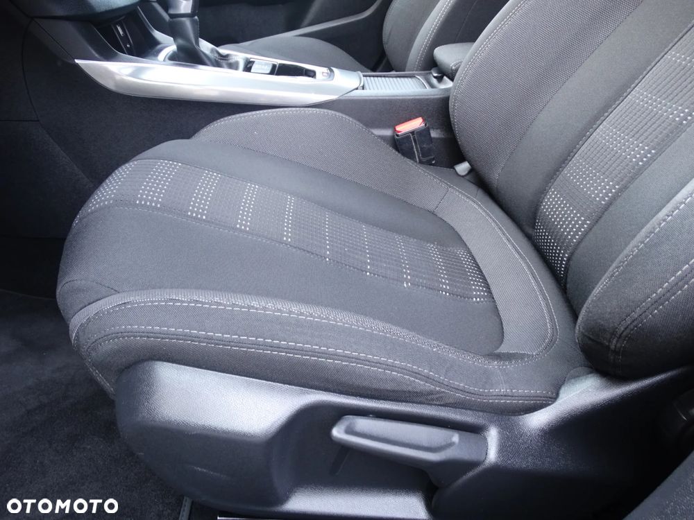 Peugeot 308 BlueHDi FAP 120 EAT6 Stop & Start Allure - 25