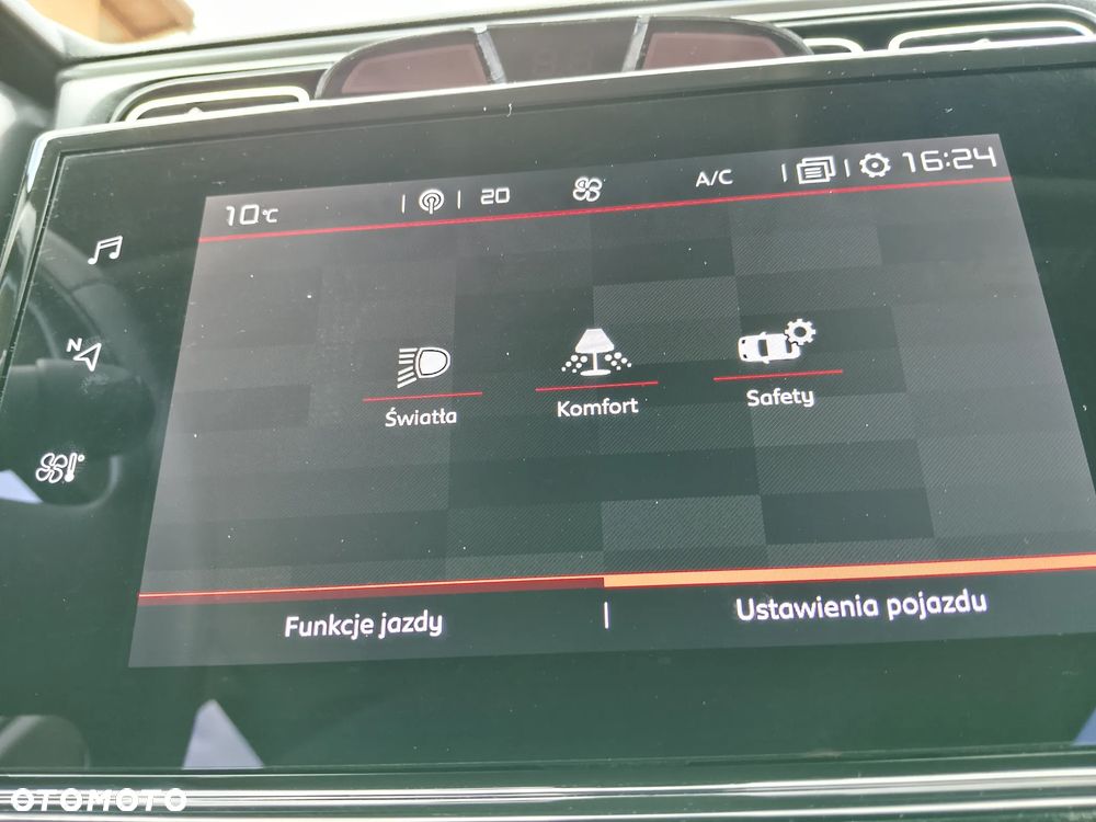 Citroën C3 1.2 PureTech Shine - 38