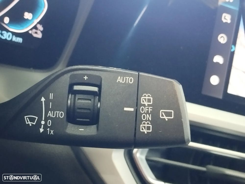 BMW 320 e Auto — fotografia 25