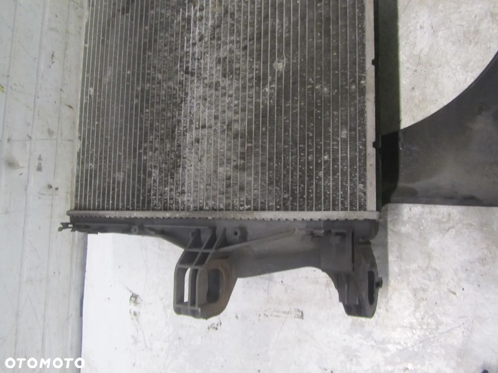 iveco daily 14-.2.3 hpi chłodnica wody-obudowa chłodnic - 4