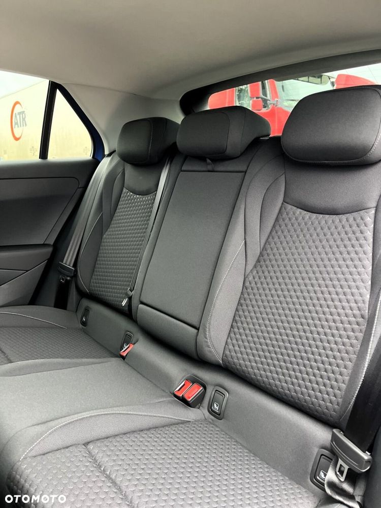 Volkswagen T-Roc 1.5 eTSI Life DSG - 24