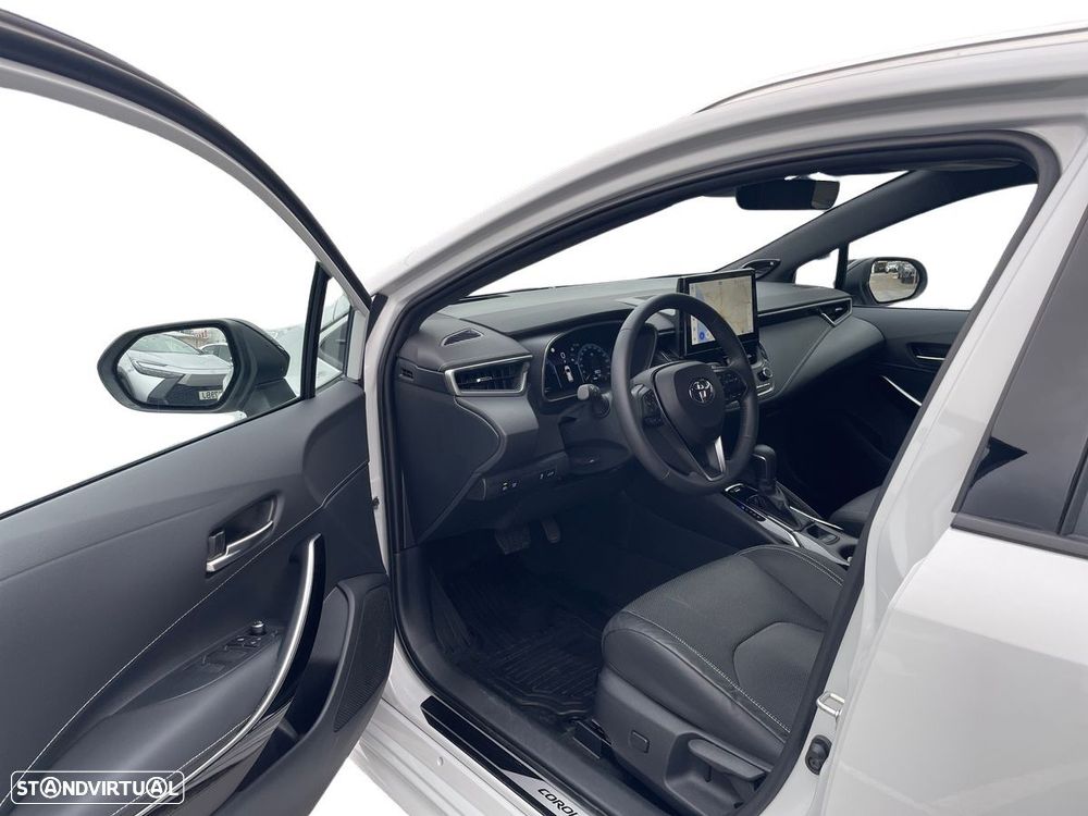 Toyota Corolla Touring Sports 1.8 Hybrid Exclusive - 21