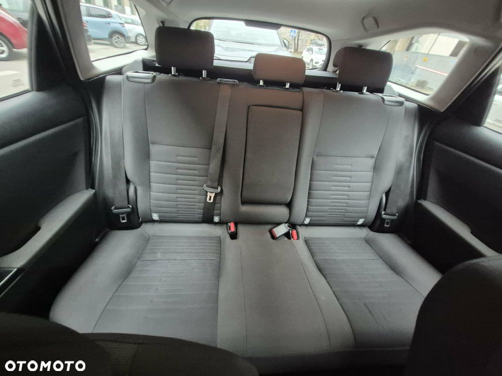 Toyota Auris Hybrid 135 Comfort - 12