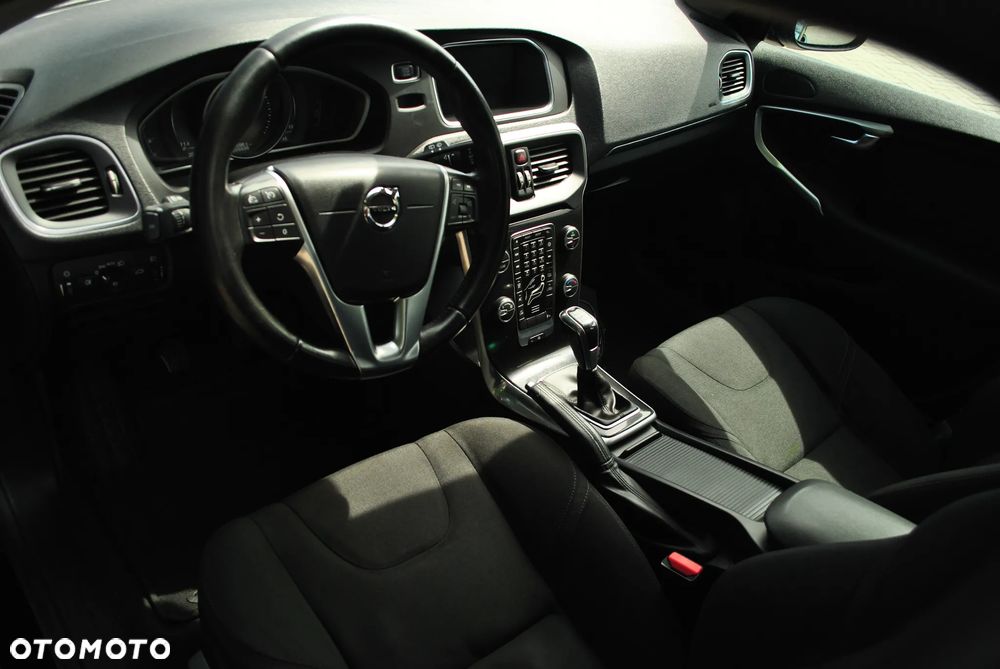 Volvo V40 D2 Kinetic - 6