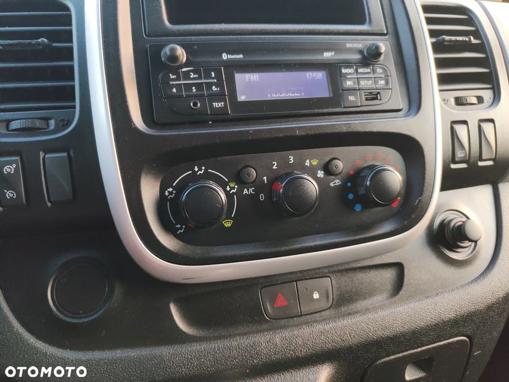 Renault Trafic - 26