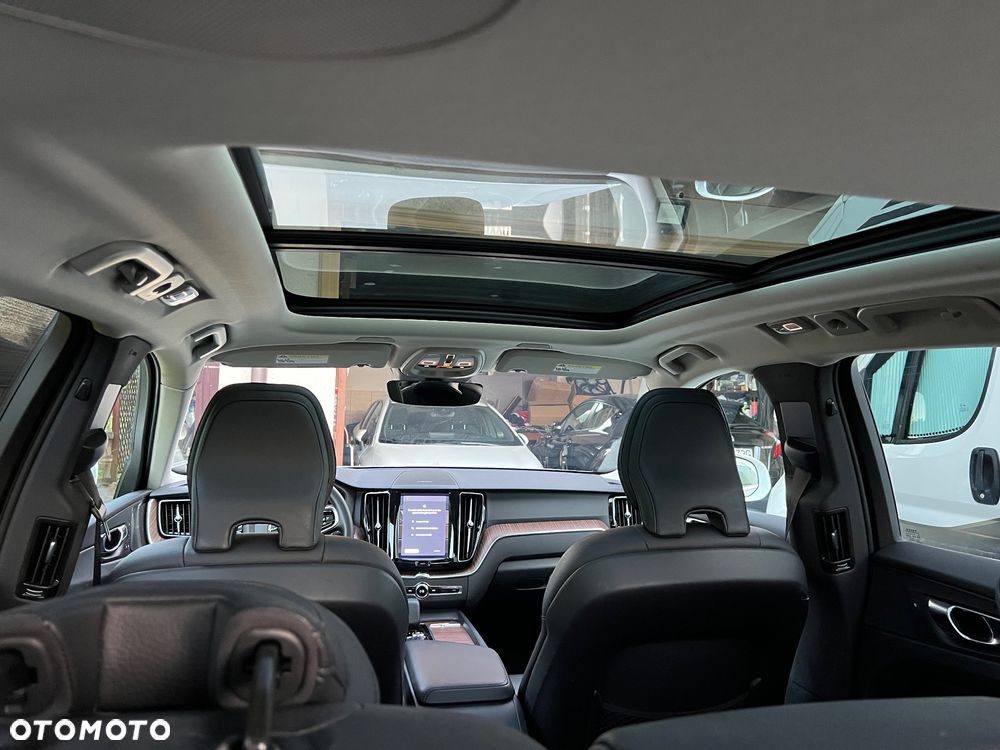 Volvo XC 60 B5 B Geartronic Momentum Pro - 16