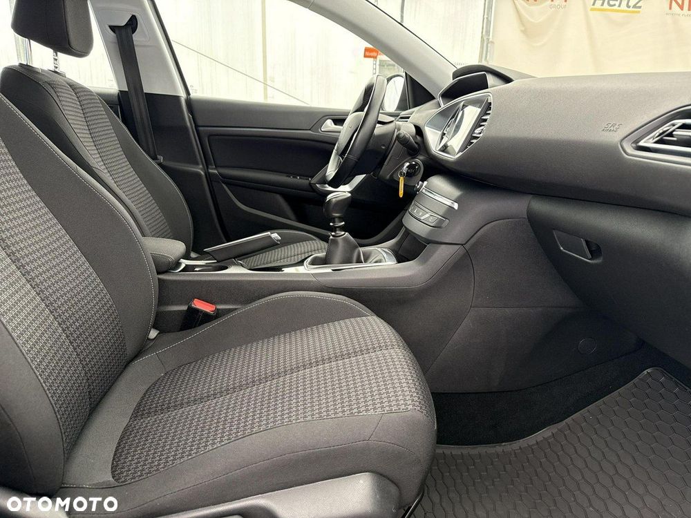 Peugeot 308 - 22
