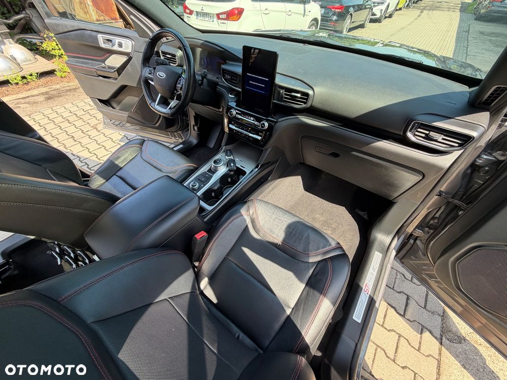 Ford Explorer - 6