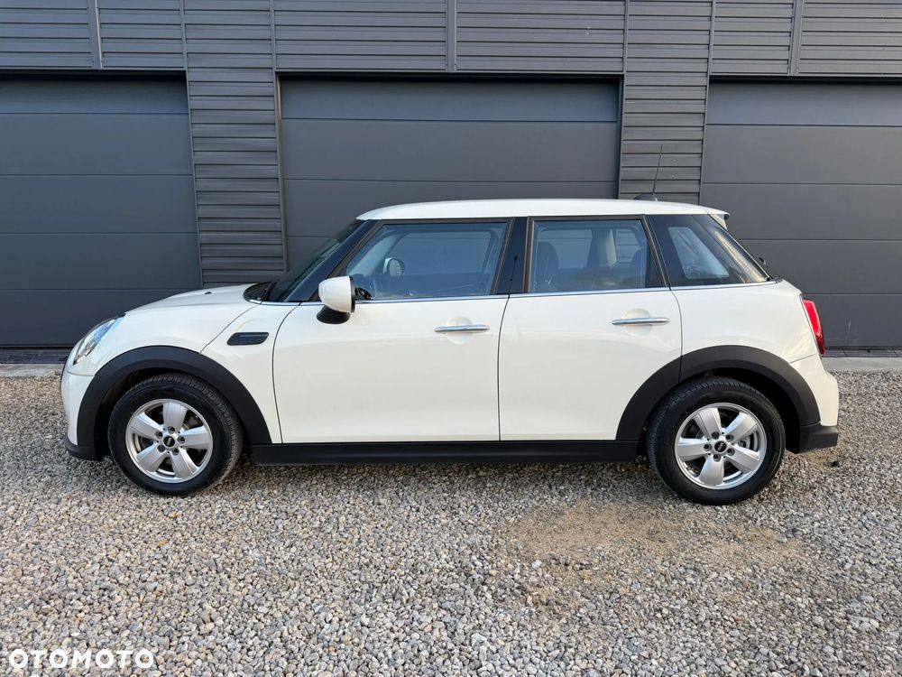 MINI Cooper Standard - 2