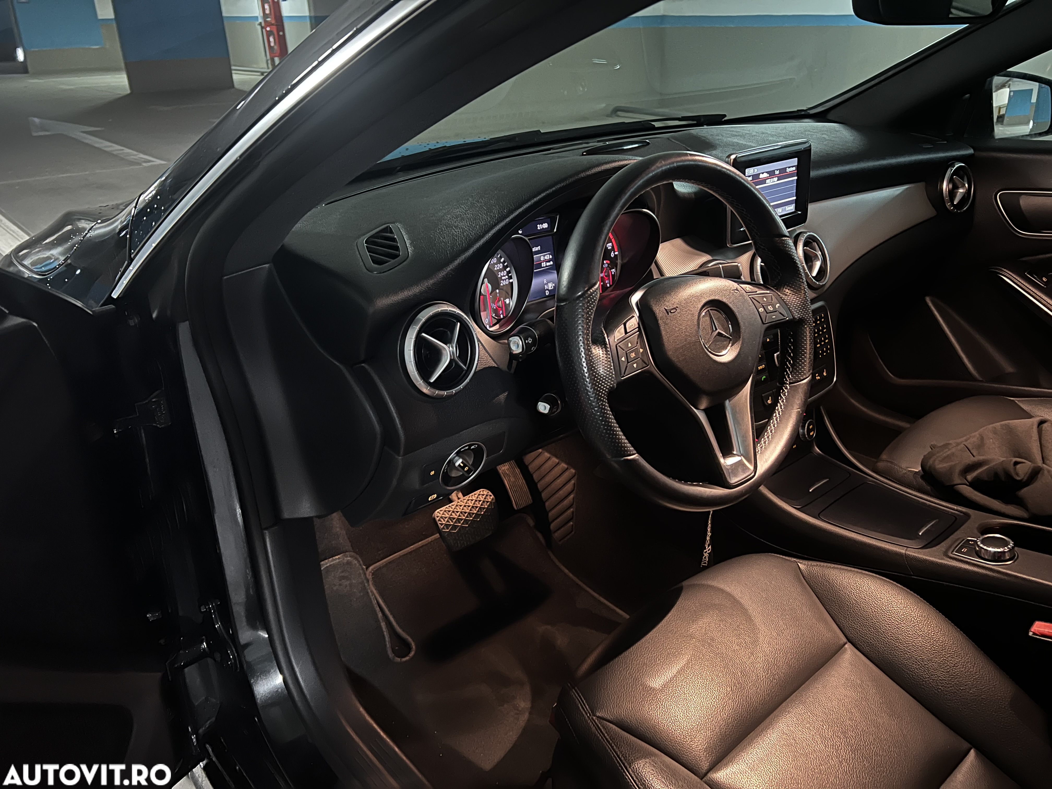 Mercedes-Benz CLA 220 d 7G-DCT AMG Line - 8