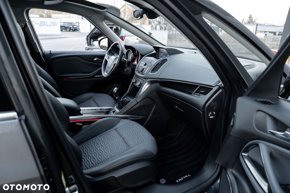 Opel Zafira 1.4 T Cosmo - 23