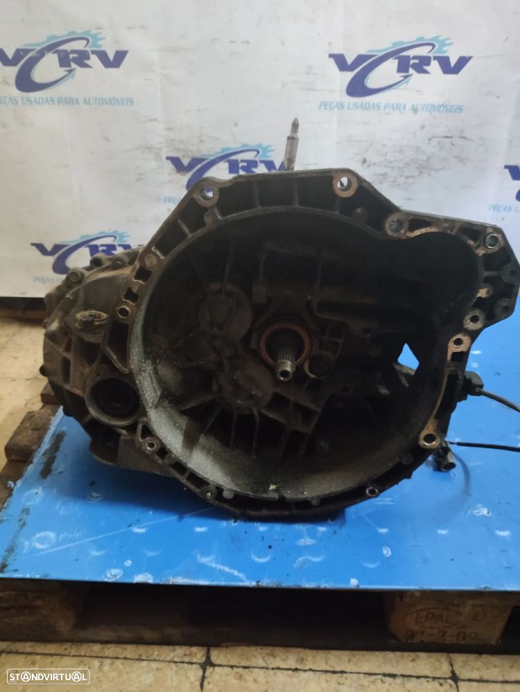 Caixa de velocidades Renault Espace 2.2 Dti 12V 2001 Ref: PK1 AA 064 - 1